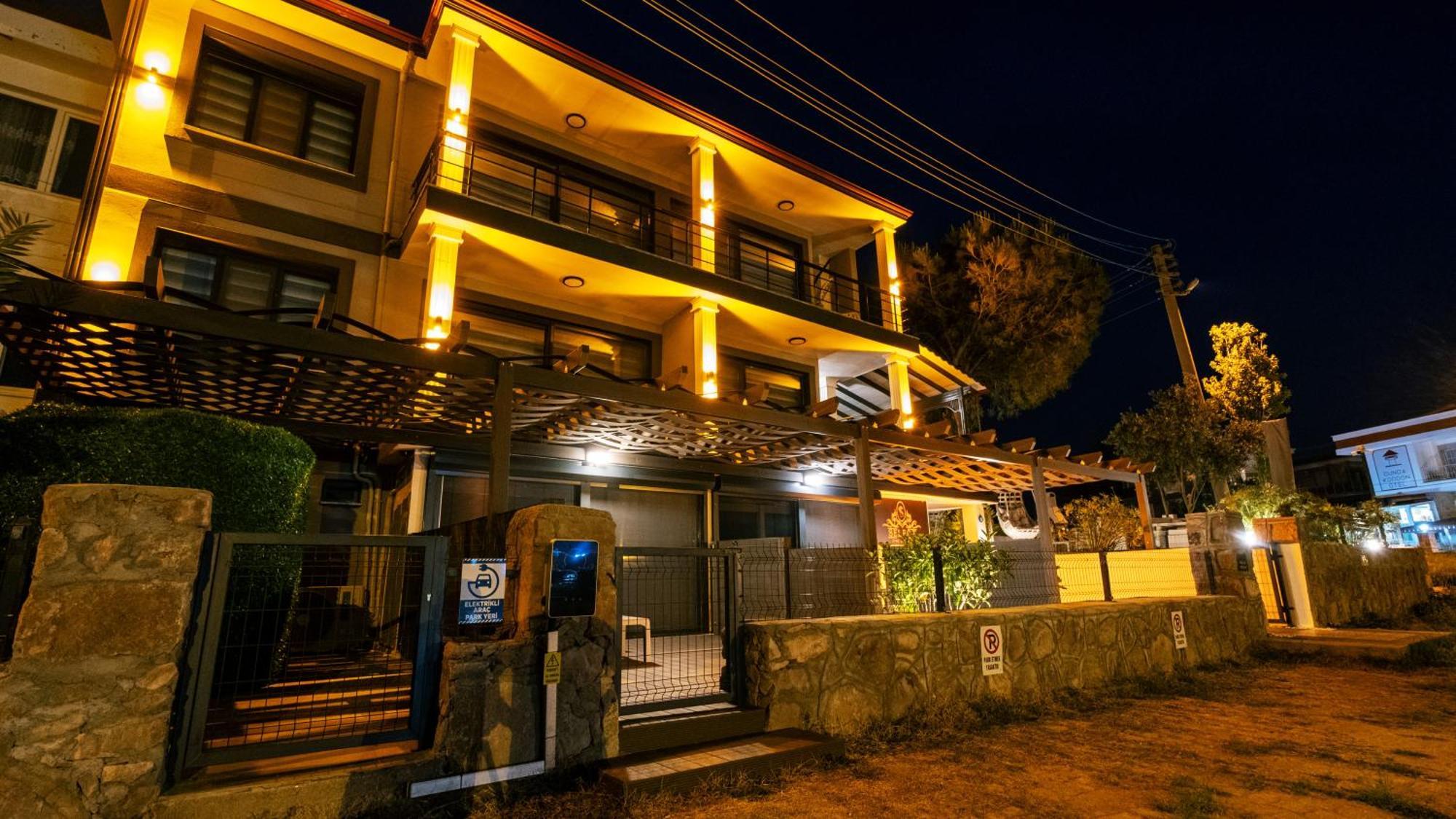 Select Cunda Guest House - Sea View Room With Private Veranda In Cunda Island Ayvalı Exterior foto