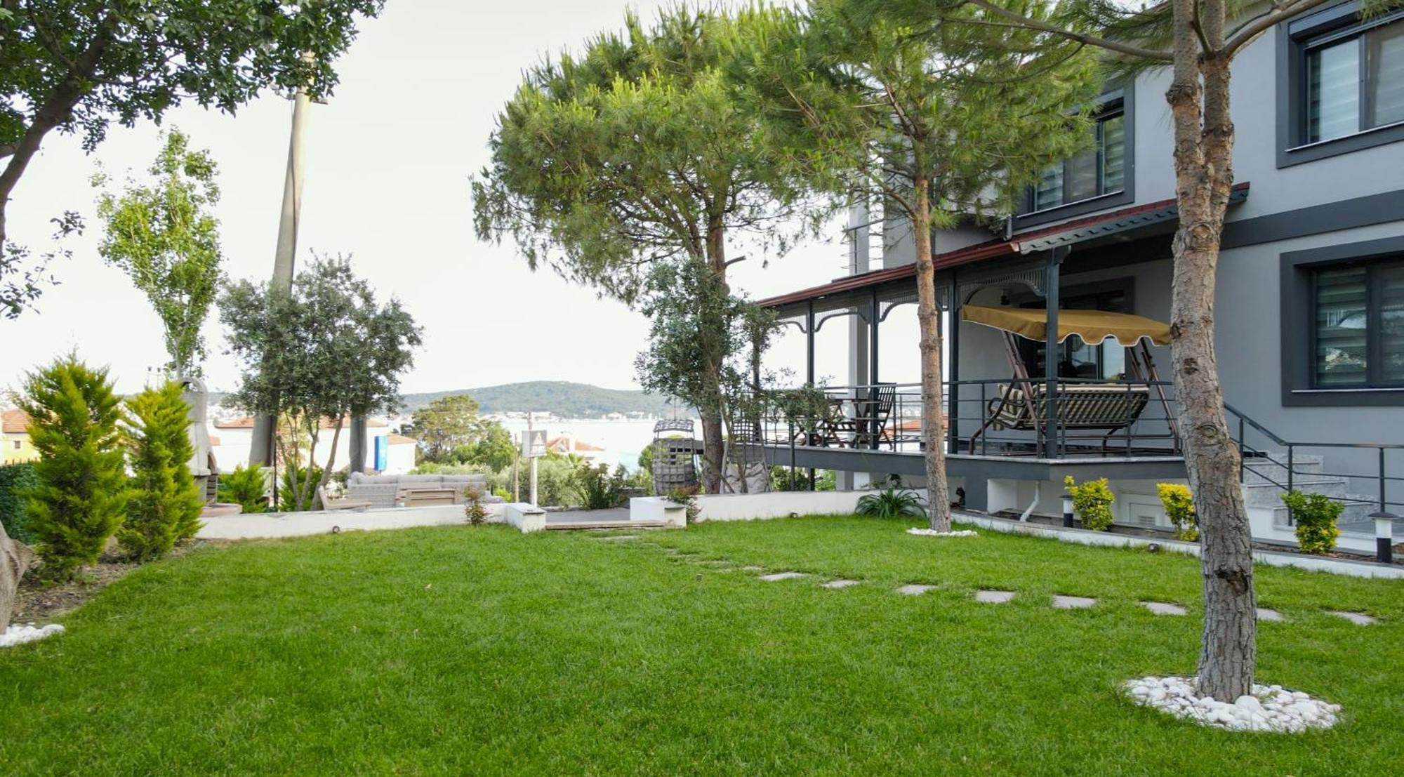 Select Cunda Guest House - Sea View Room With Private Veranda In Cunda Island Ayvalı Exterior foto